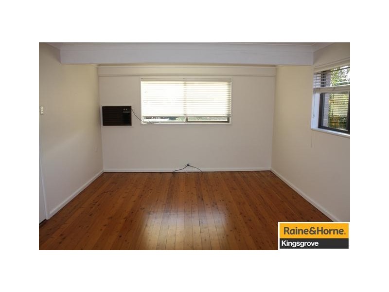 17 Roseview Avenue, Roselands NSW 2196