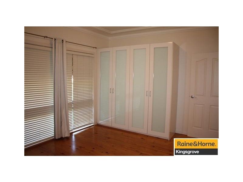 17 Roseview Avenue, Roselands NSW 2196