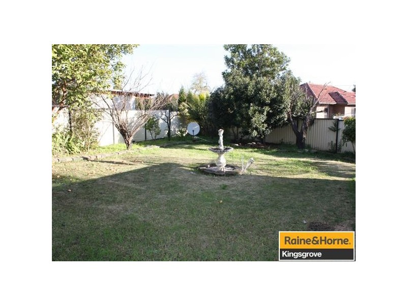 15 Stoddart Street, Roselands NSW 2196