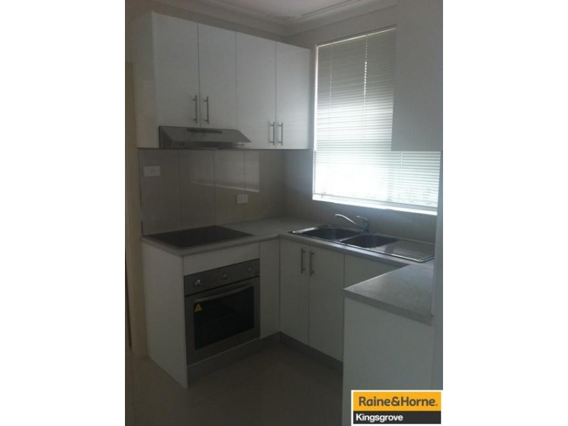 6/36 Moorefields Road, Kingsgrove NSW 2208