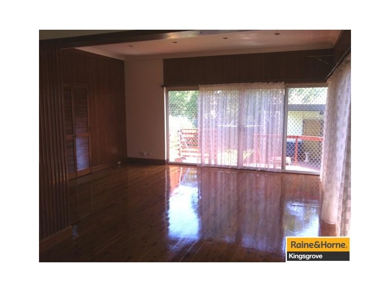 17 Rodgers Avenue, Kingsgrove NSW 2208