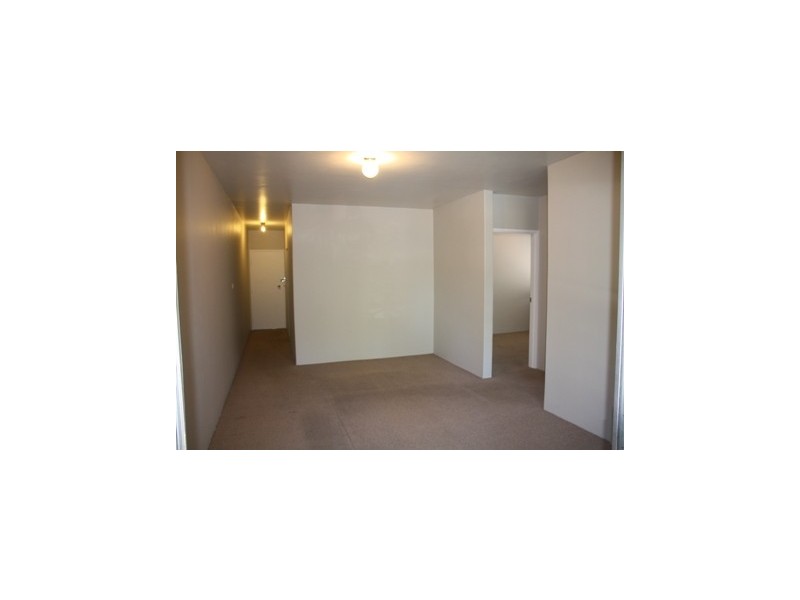 5/11 St Albans Road, Kingsgrove NSW 2208