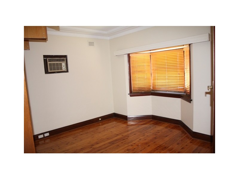 50 St Elmo Parade, Kingsgrove NSW 2208