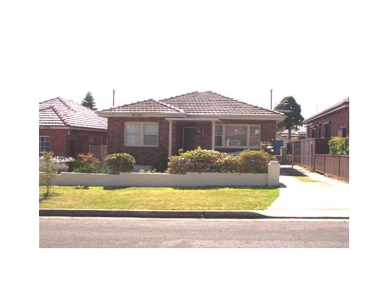 16  Morris Avenue, Kingsgrove NSW 2208