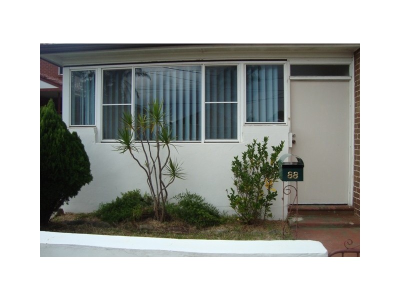 88 Staples Street, Kingsgrove NSW 2208