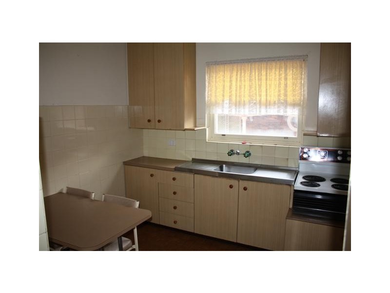 6 Simmons Road, Kingsgrove NSW 2208