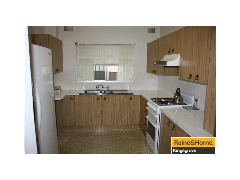 11 Roy Street, Kingsgrove NSW 2208