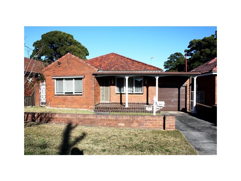 17 Northcott Avenue, Kingsgrove NSW 2208