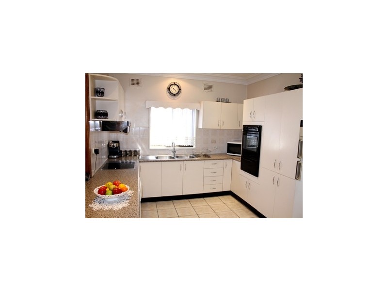 18 Ada Street, Kingsgrove NSW 2208