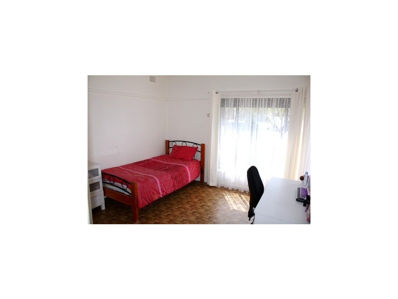 18 Ada Street, Kingsgrove NSW 2208