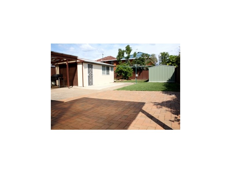 18 Ada Street, Kingsgrove NSW 2208