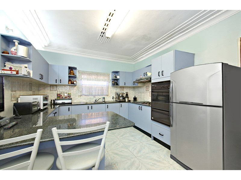 404 Kingsgrove Road, Kingsgrove NSW 2208