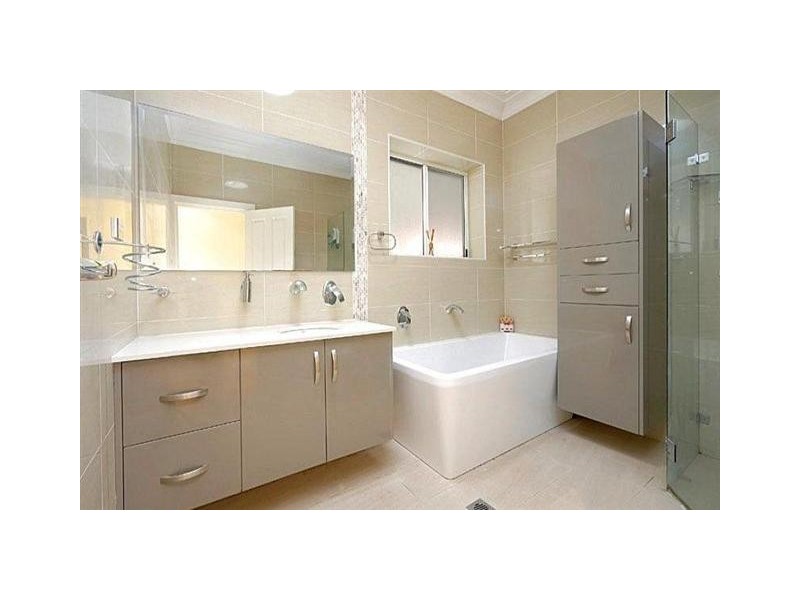 302 Gloucester Road, Beverly Hills NSW 2209