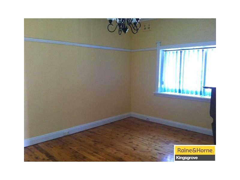 28 Ludgate Street, Roselands NSW 2196