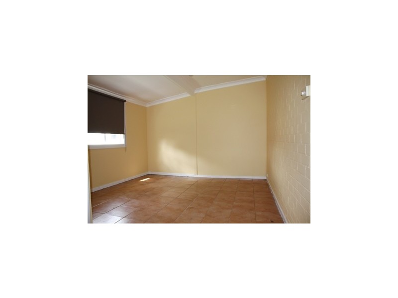 28 Ludgate Street, Roselands NSW 2196