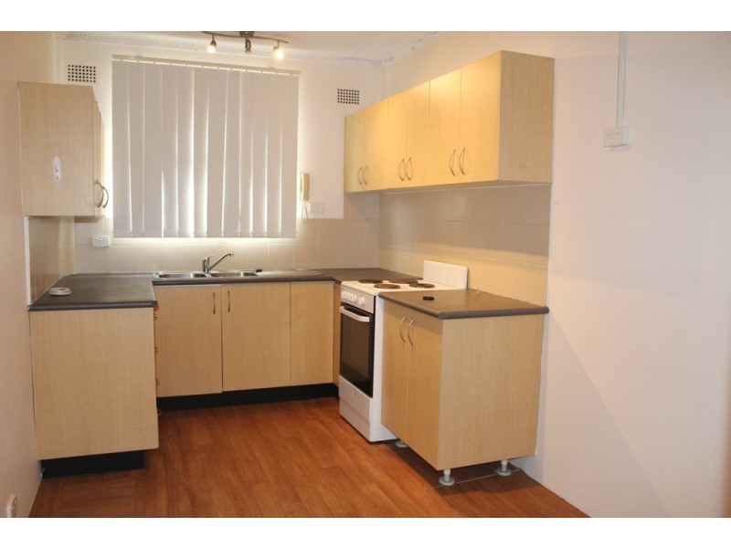 6/9 Olive Street, Kingsgrove NSW 2208