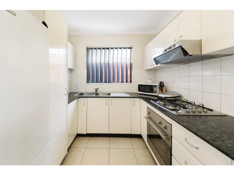 15/37 Charlotte Street, Campsie NSW 2194