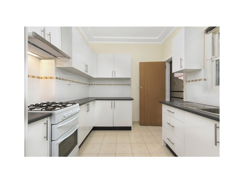 84 Kingsgrove Road, Clemton Park NSW 2206