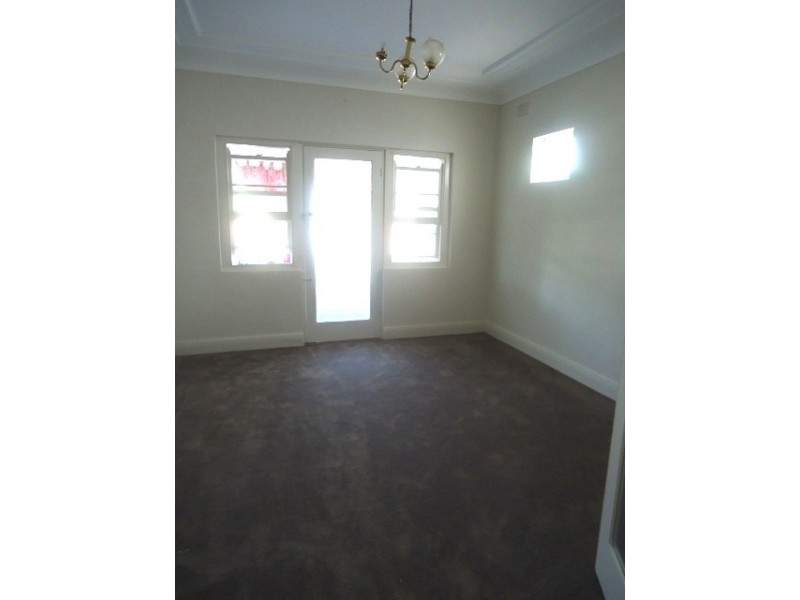 79 Staples Street, Kingsgrove NSW 2208