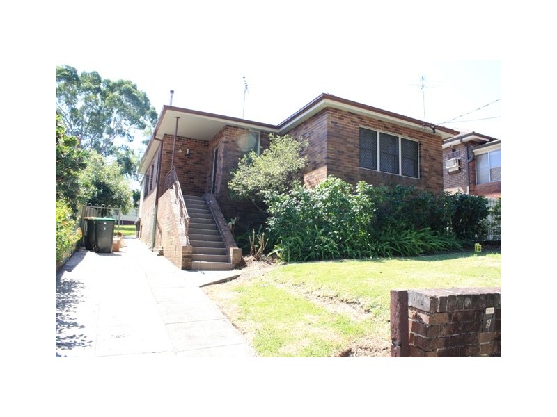 9 Pacific Street, Kingsgrove NSW 2208