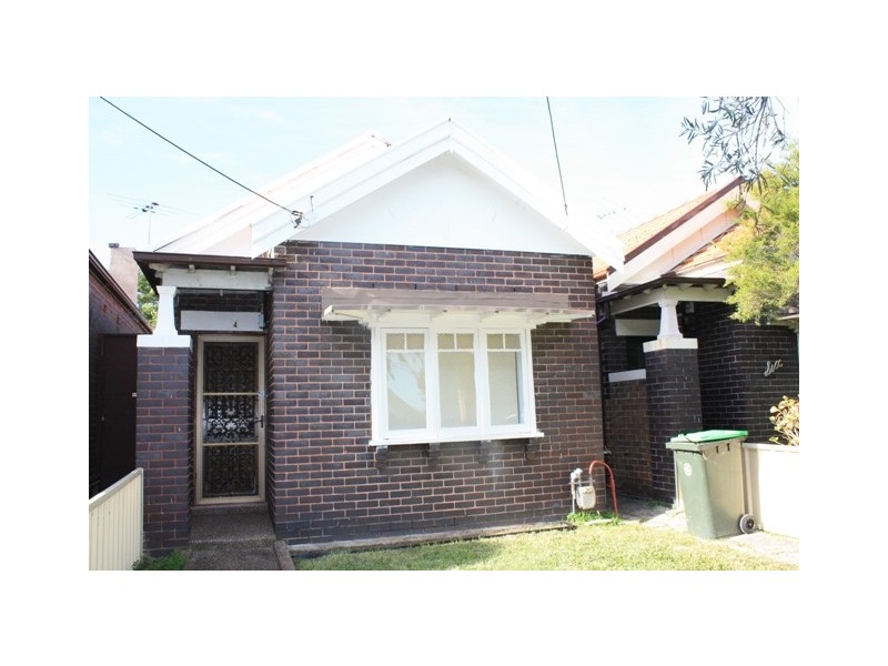 4 Moore Street, Campsie NSW 2194