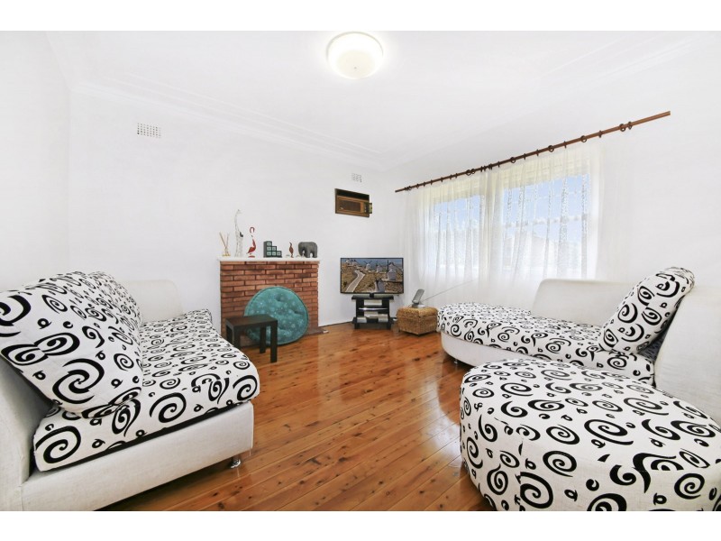 396 Stoney Creek Road, Kingsgrove NSW 2208