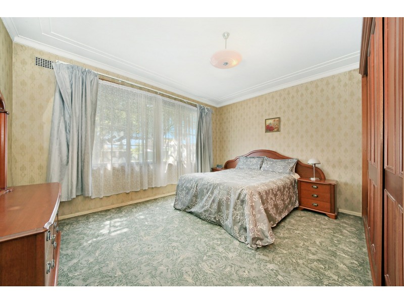 2 Oatley Street, Kingsgrove NSW 2208