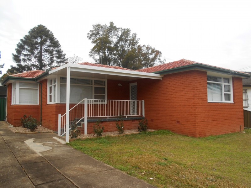 12 Inglis Avenue, St Marys NSW 2760