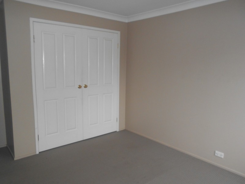 2/6-8 Mistletoe Avenue, Claremont Meadows NSW 2747