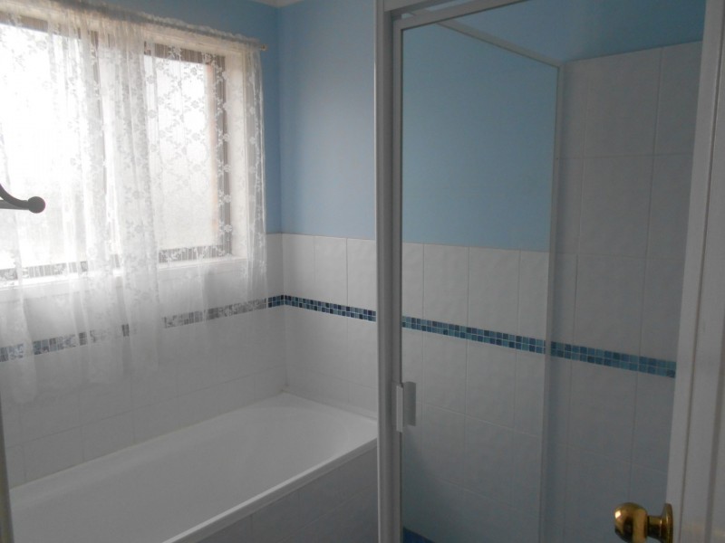 2/6-8 Mistletoe Avenue, Claremont Meadows NSW 2747