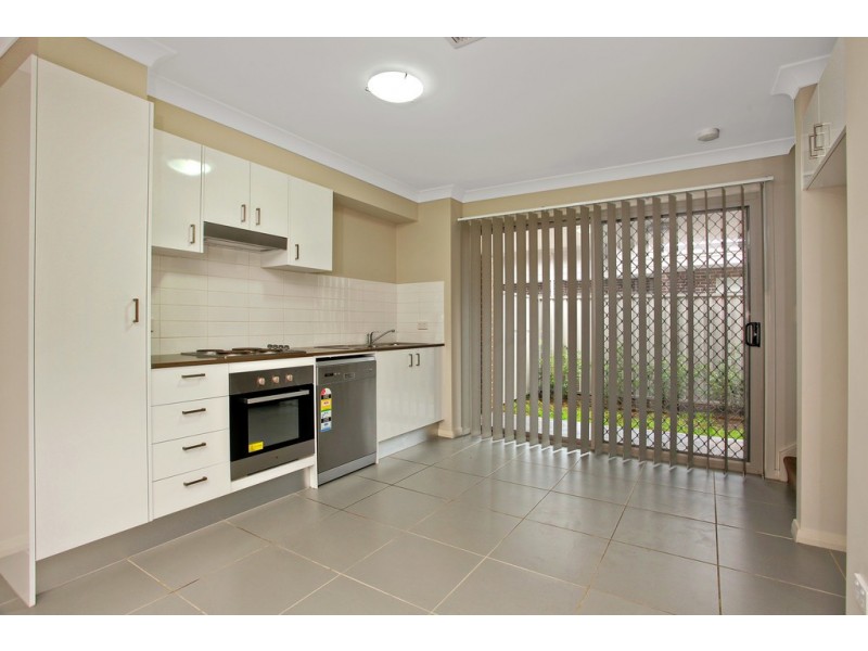 2/60 Brisbane Street, Oxley Park NSW 2760