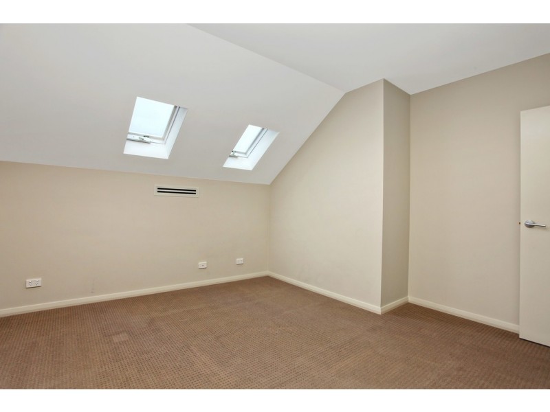 2/60 Brisbane Street, Oxley Park NSW 2760