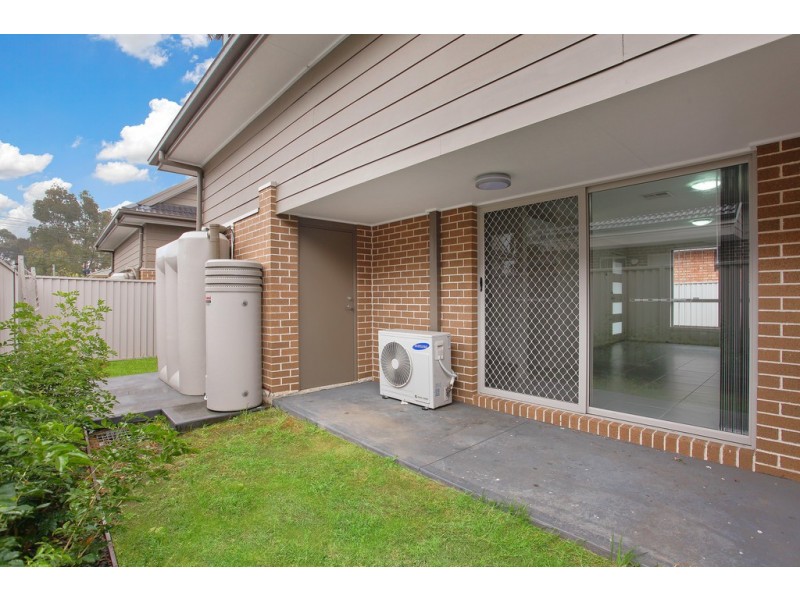 2/60 Brisbane Street, Oxley Park NSW 2760