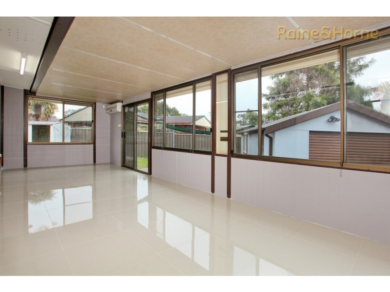 9 Wallis Place, Willmot NSW 2770