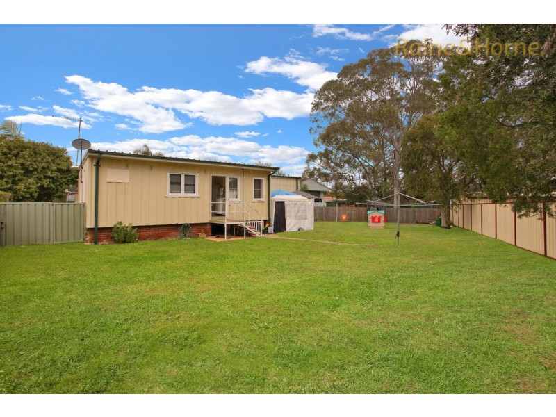 6 Antill Place, Blackett NSW 2770