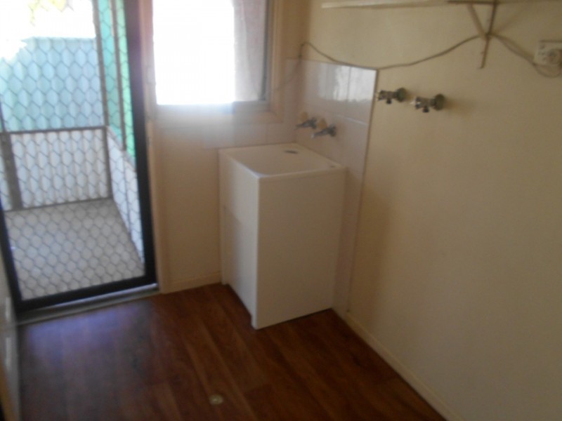 10 McCartney Crescent, St Clair NSW 2759