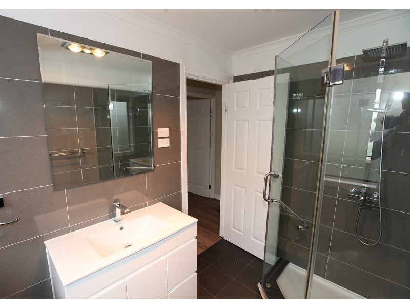 6 Hassett Place, St Clair NSW 2759