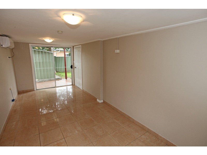 6 Hassett Place, St Clair NSW 2759