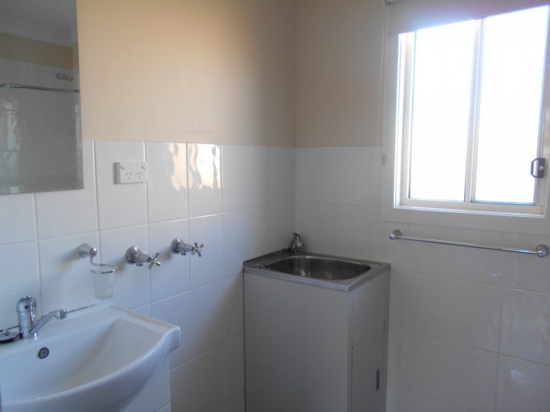 20A Lucena Crescent, Lethbridge Park NSW 2770