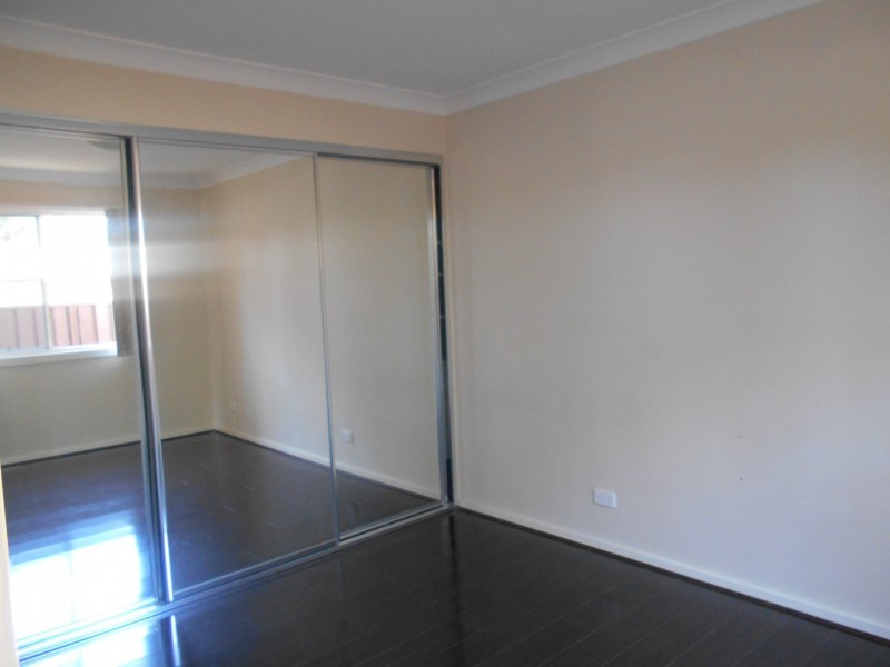 20A Lucena Crescent, Lethbridge Park NSW 2770