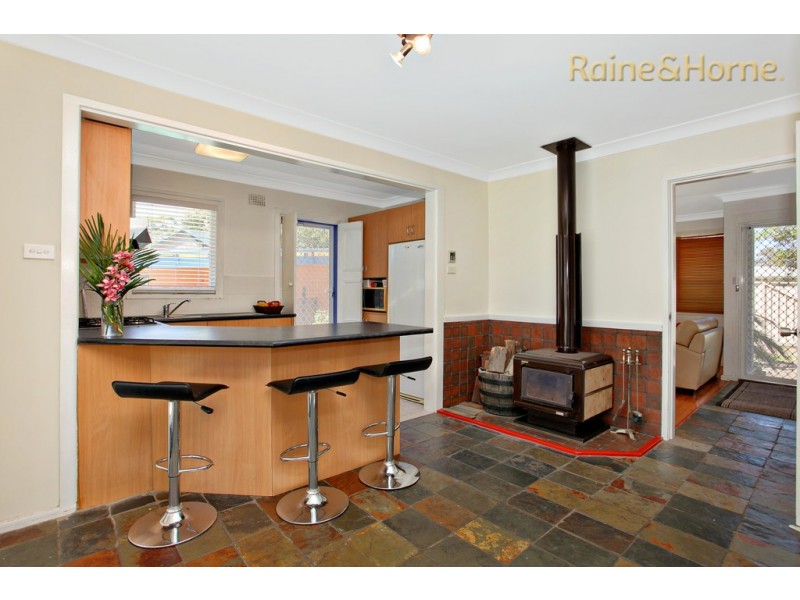 4 Viney Street, North St Marys NSW 2760