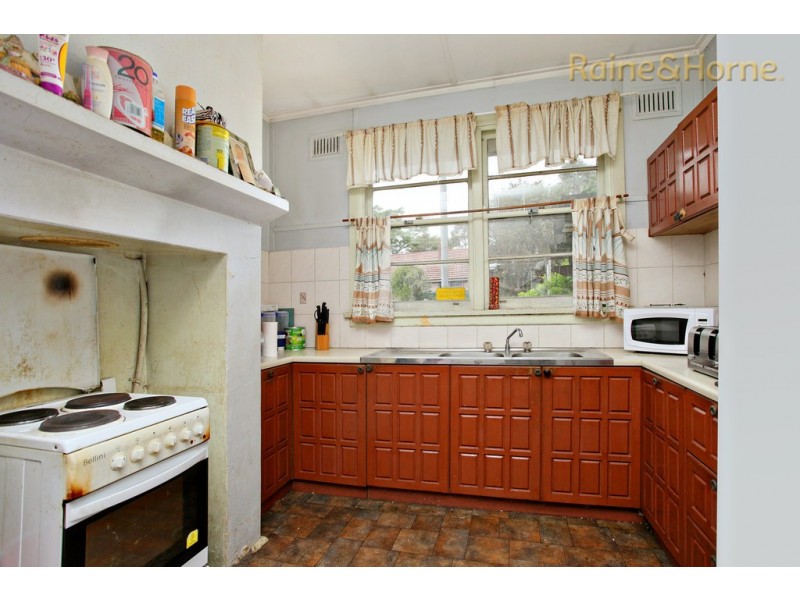 26 Commonwealth Crescent, North St Marys NSW 2760