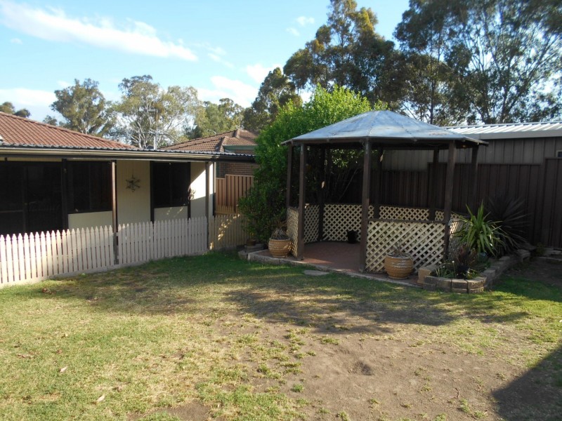 74 Yarramundi Drive, Dean Park NSW 2761