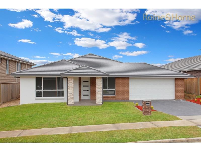 82 Binyang Avenue, Glenmore Park NSW 2745