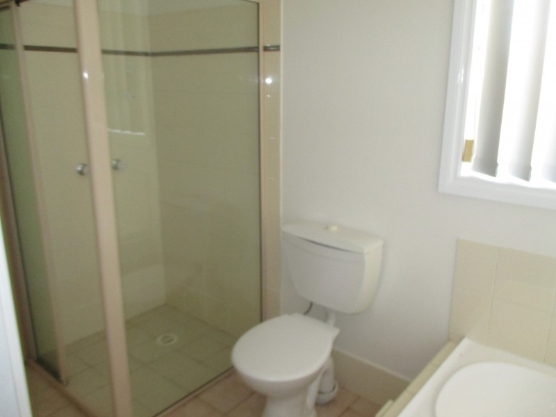 1/2 Wattle Avenue, North St Marys NSW 2760