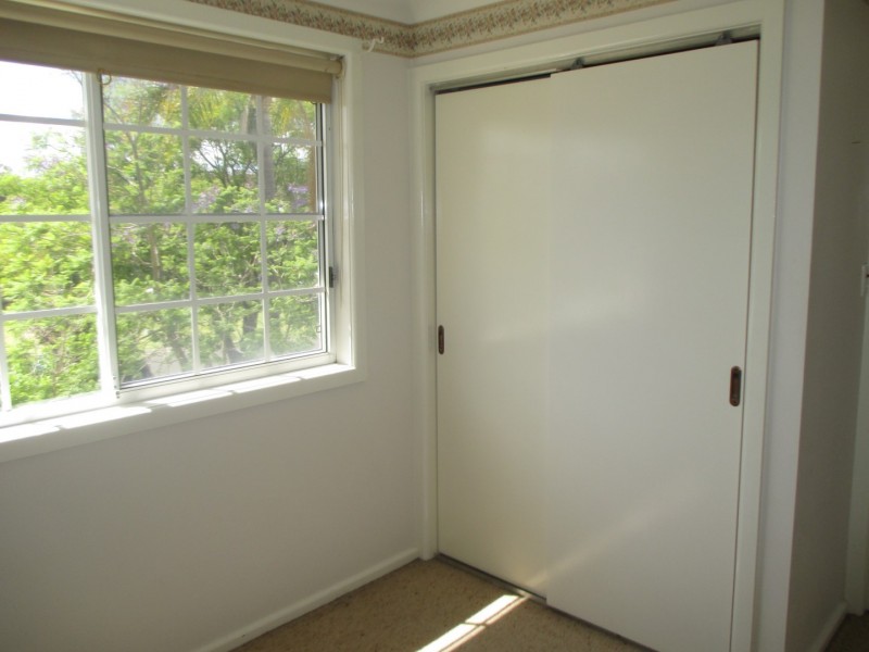 4 Erie Place, St Clair NSW 2759