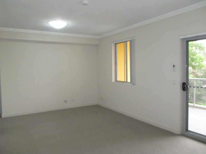 2/51-53 King Street, St Marys NSW 2760