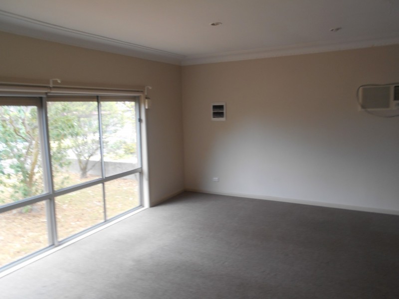 3 Moira Crescent, St Marys NSW 2760