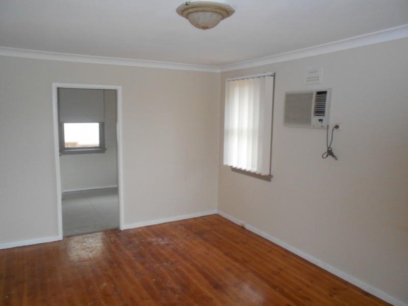 13 Kista Dan Avenue, Tregear NSW 2770