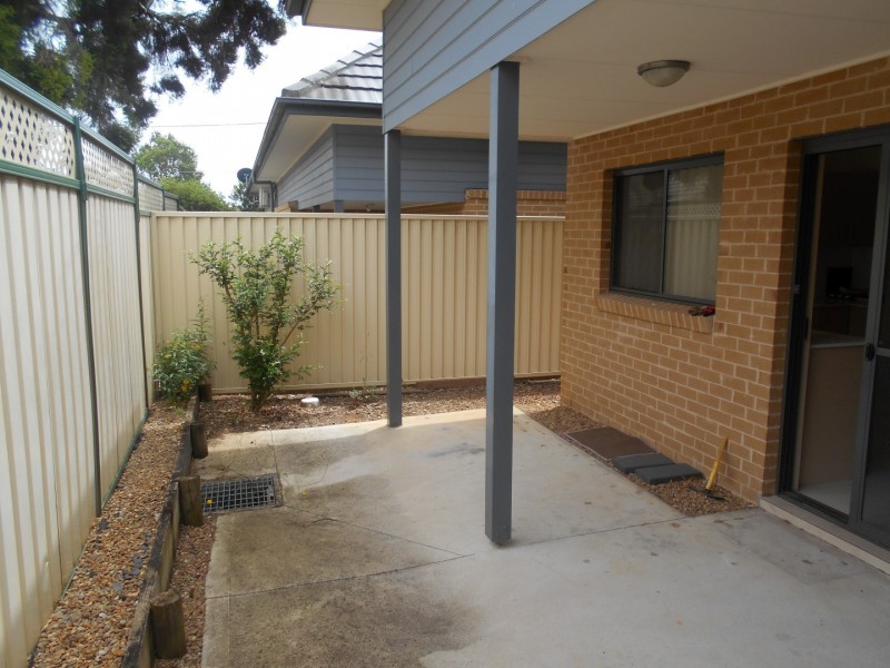 8/68-70 Brisbane Street, Oxley Park NSW 2760